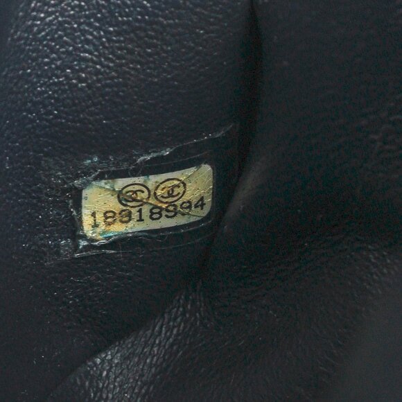 Chanel Vintage Mademoiselle Midnight-Blue Horizontal-Quilt Flap Bag - Picture 15 of 16